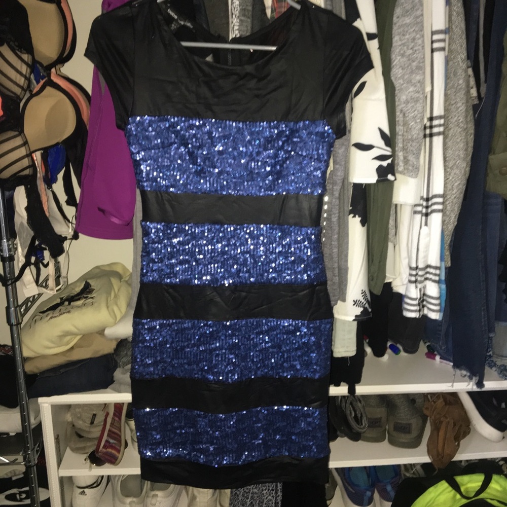 Bebe dress